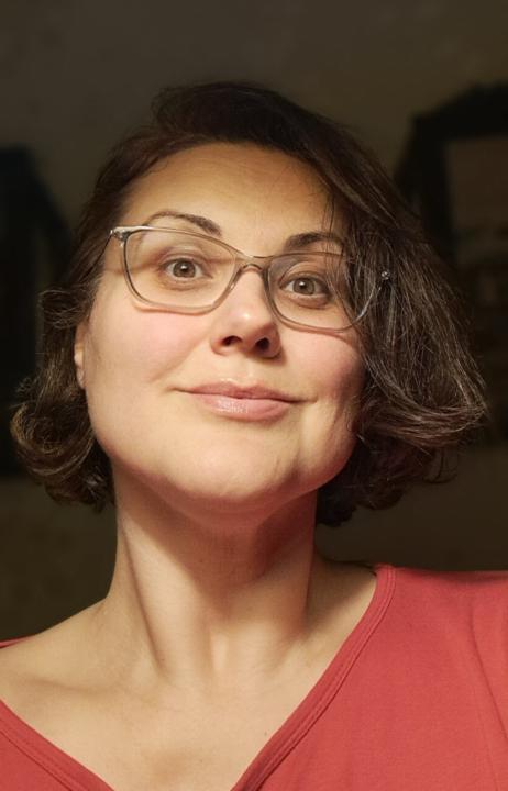 Lora Parmakova-Kostova