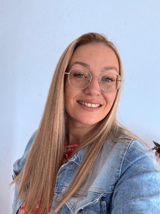 Mirella Topal
