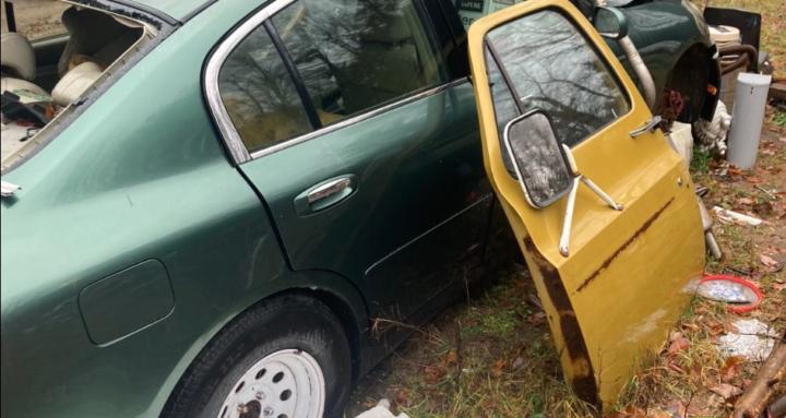 Auto salvage business