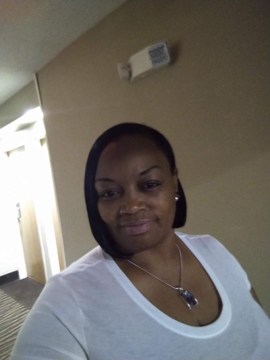 Tomeka Bobo