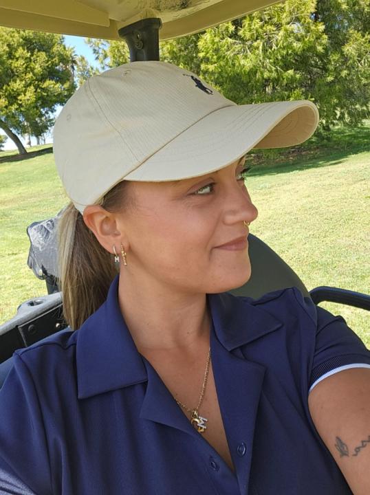 Maud Etienne