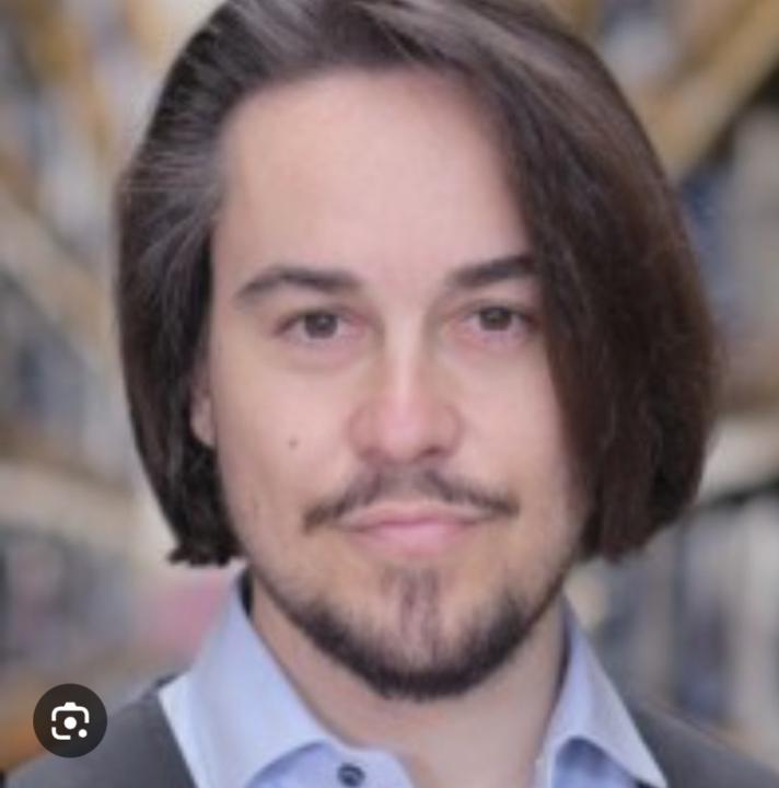 Luca Giarola