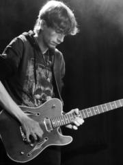 Julian V