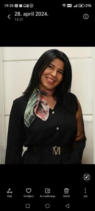 Nataša Kostadinović