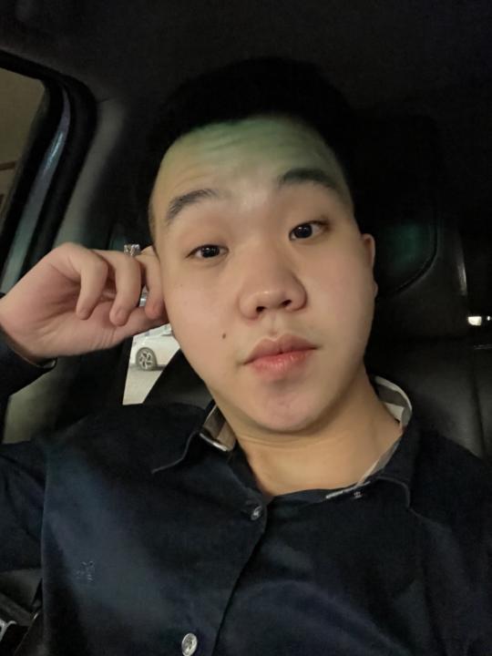 Tuyến Nguyễn Khả