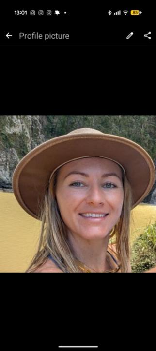 Siobhan Farr