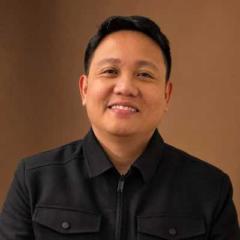 Vic Pang