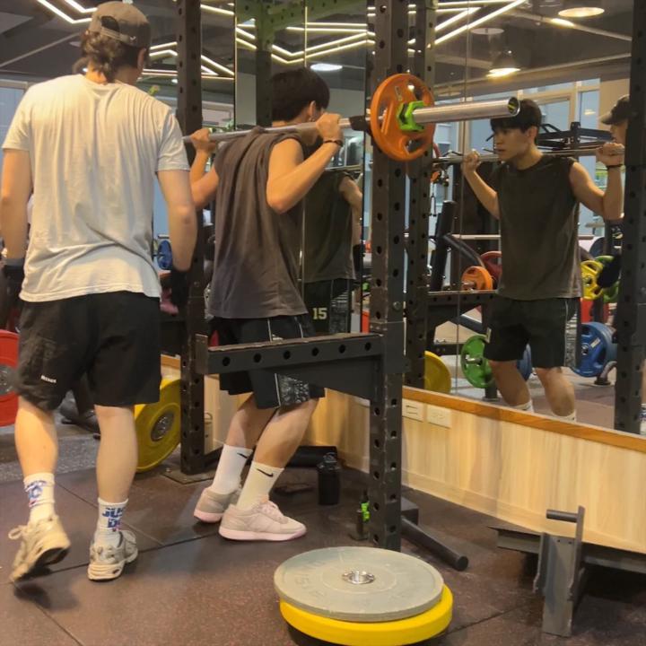 Leo Liu