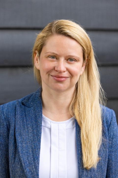 Gemma Bull