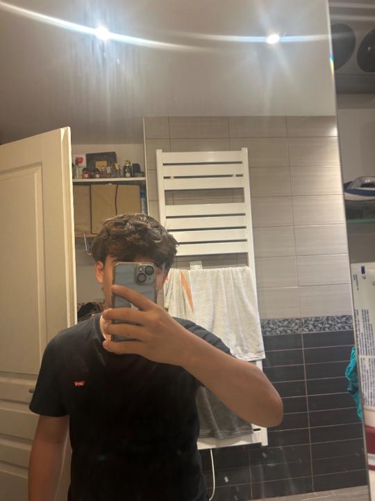 Leo Leo
