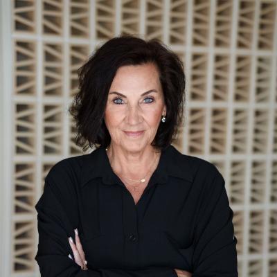 Monique Menesi