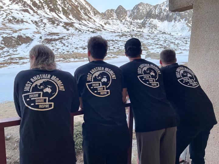 1️⃣ Step 1: Introduce Yourself