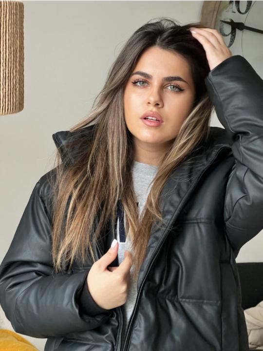 Renata Bolbocean