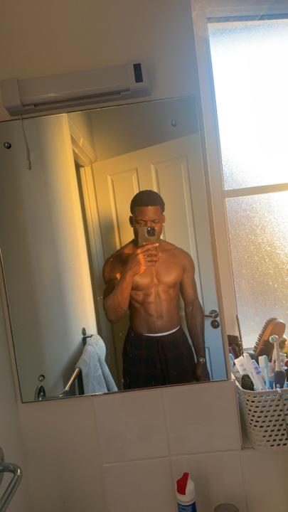 Nico Folorunsho