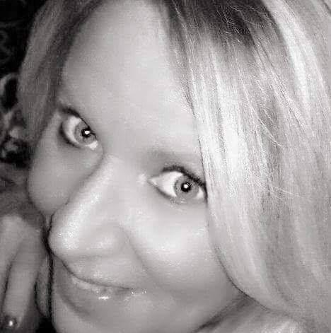Shelly White
