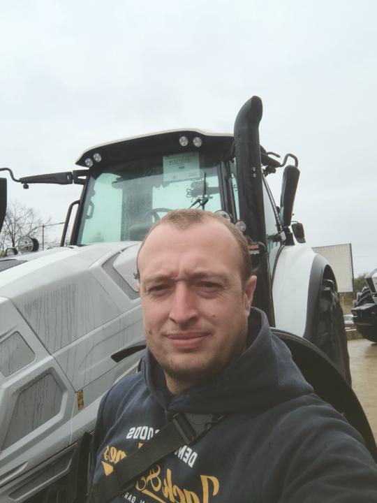 Daniel Manov