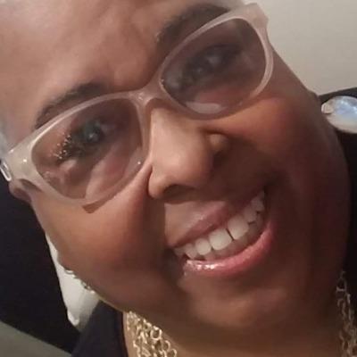 Vikki 'Your GovCon Muse' Hawthorne