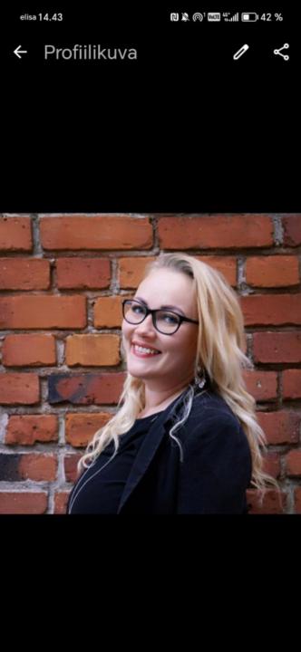 Elina Albrecht