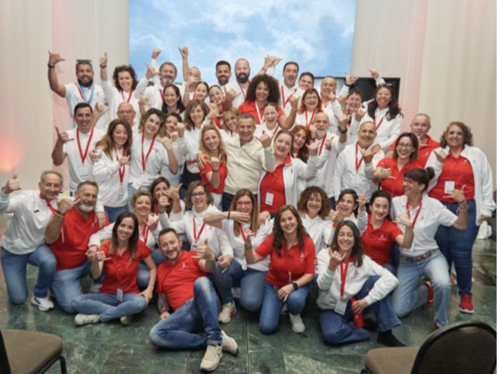 ¿CÓMO FUNCIONA LA COMUNIDAD ACTIVA2?