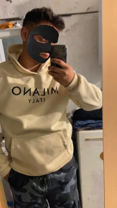 Aleksandar Kolompár