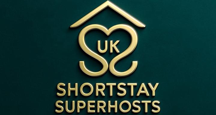 SHORTSTAY SUPERHOSTS UK