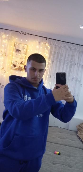 Erik Lakatos