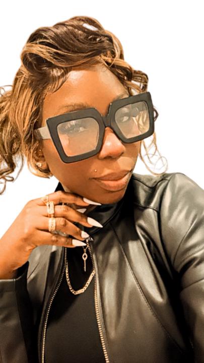 Rags To Riches Baddie