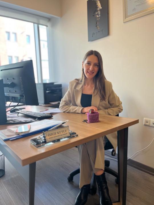 Özge Kutlu