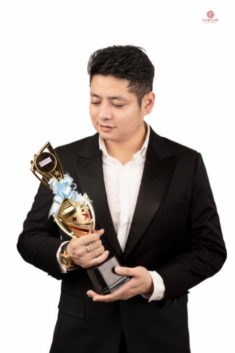 Coach Aung