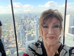 Linda L Price