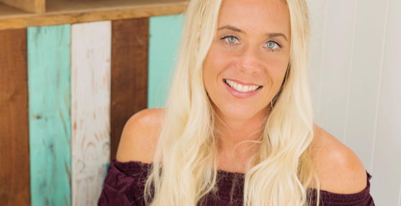 Book a FREE call with Holly