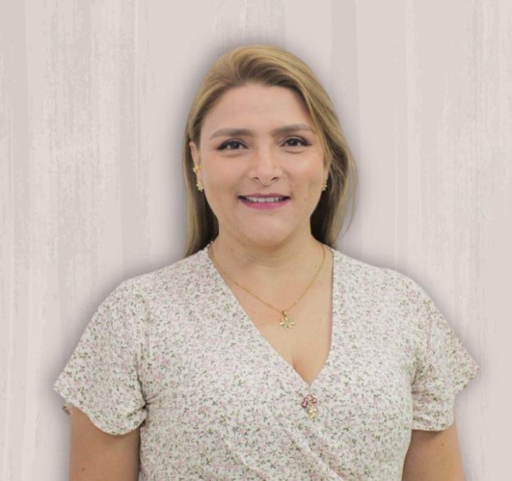 Claudia Elena Vélez Alzate