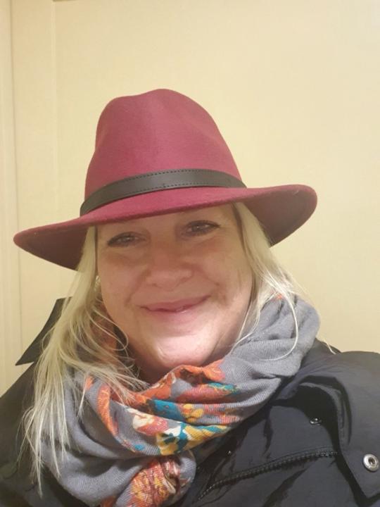 Claire Thomas