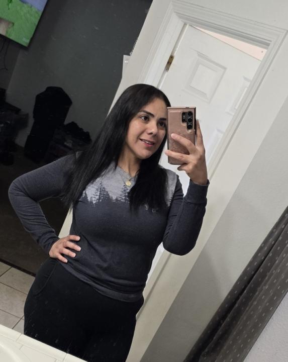 Nelly Ramirez