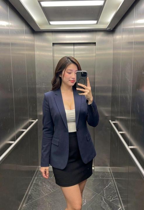 Generate 40+ Images from ONE Photo 🚀