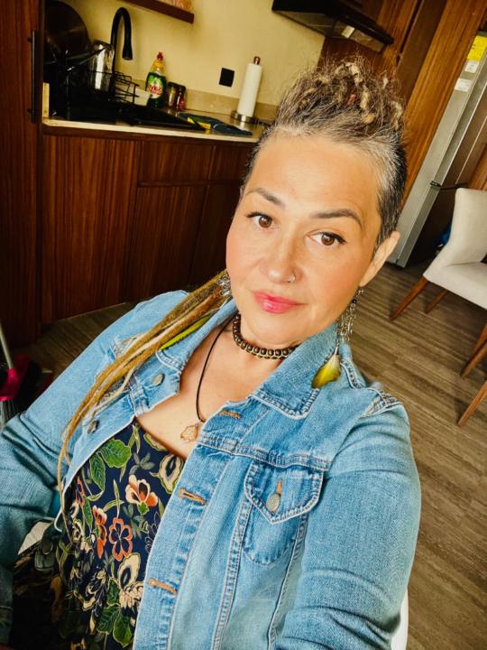 Elaine Lugo