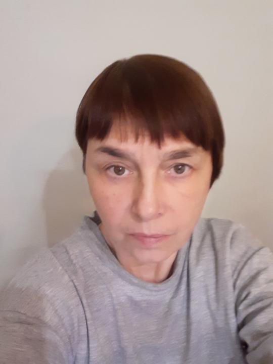 Надя Попова