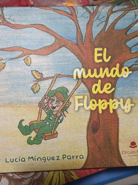 Aquí colabora con la ilustración de este libro infantil que se publicó el año pasado El Mundo de Floppy