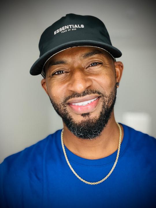 Lamond Lee