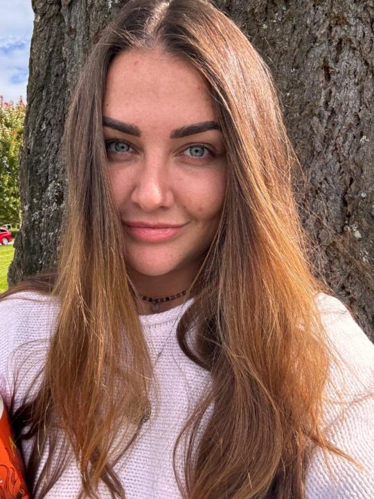 Bella Emerson