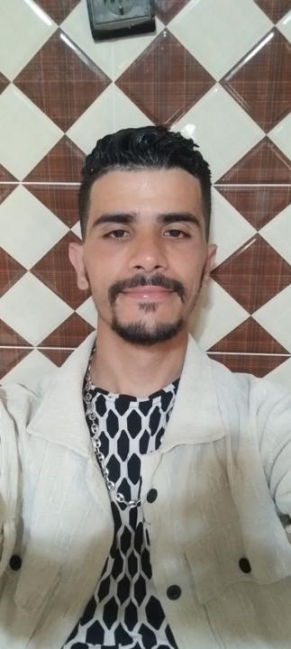 يوسف جنيان