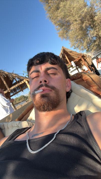 Amir Ezox