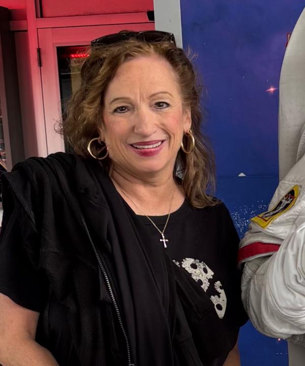 Donna Mullis