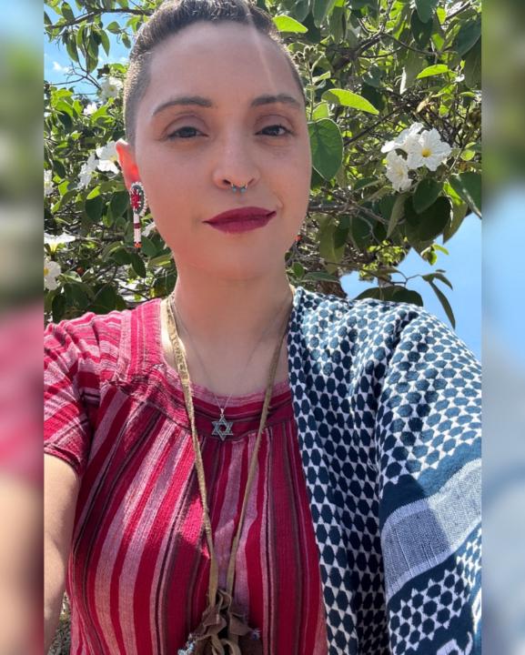 Alexandra De La Garza