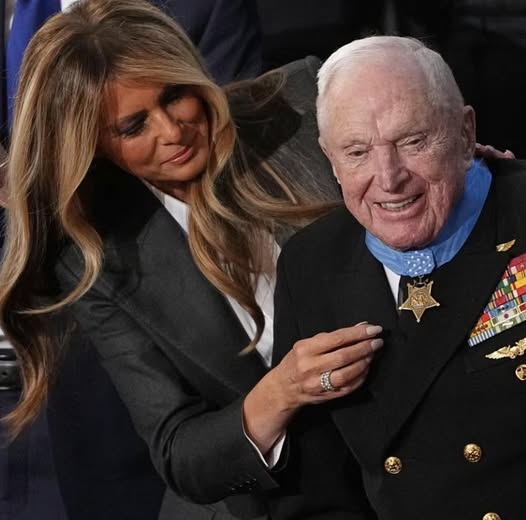 Royce Williams ~ 100-year-old Awarded Medal of Honor