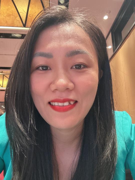 Thuy Le