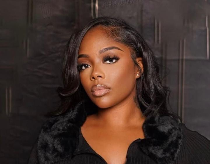 Ris Monae