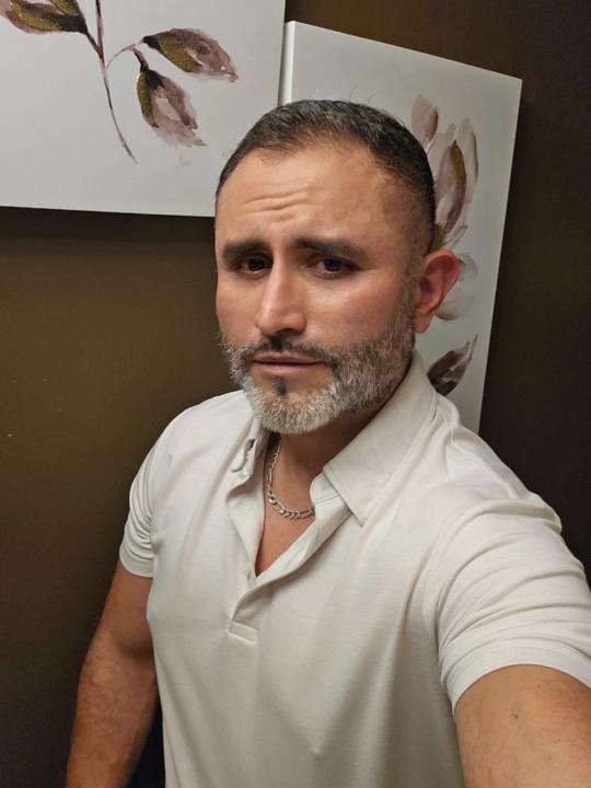 Johnny Cisneros