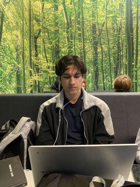 Hamza Mirza