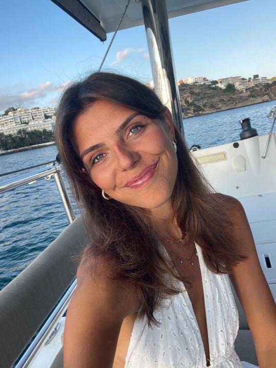 Angela Knopik